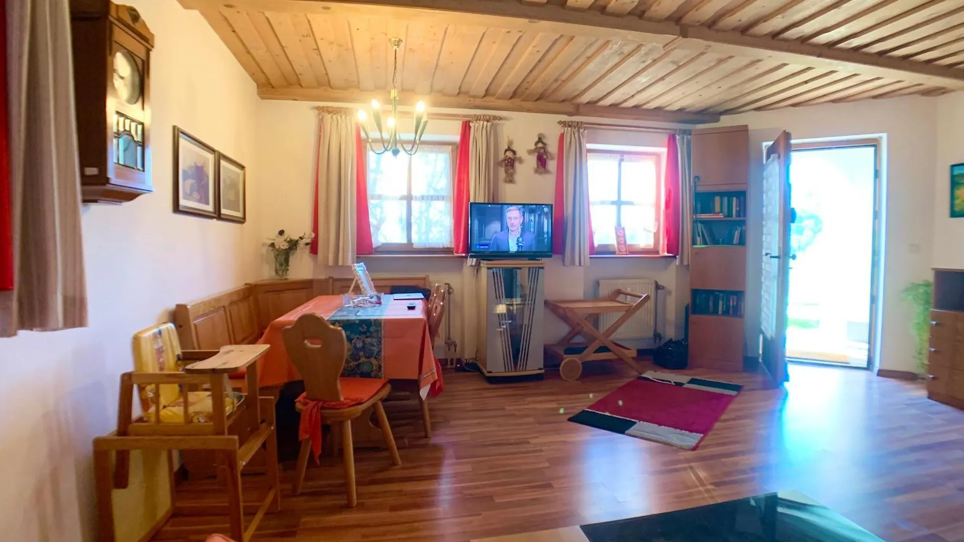 Grosse Ferienwohnung In Ferienanlage Mit Pool, Sauna & Hallenbad Skipiste In Der Naehe Hauzenberg Apartment